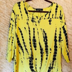 BLEU CHARTREUSE / YELLOW BLACK TIE-DYE FRONT